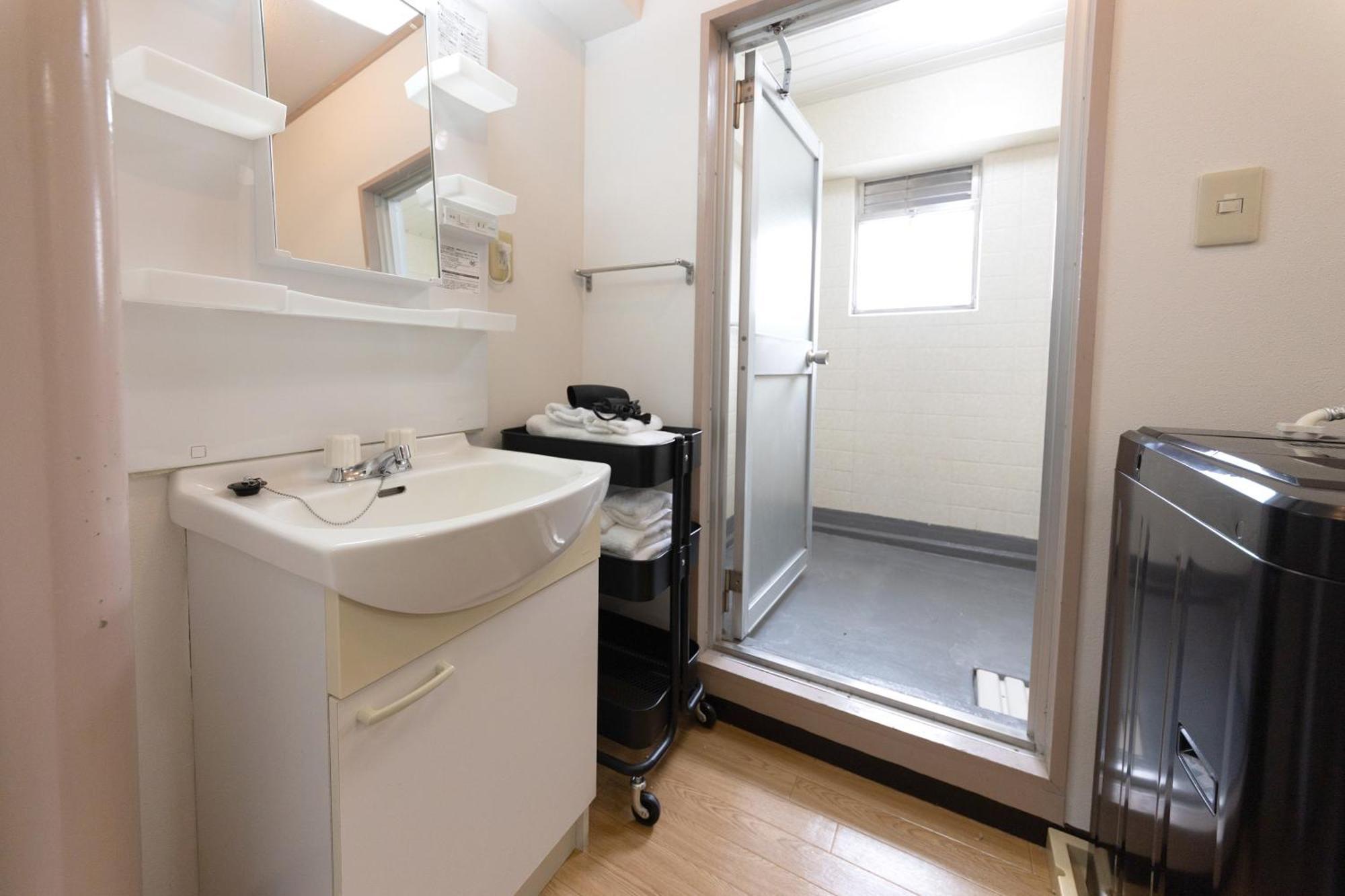 Goom Monthly Hotel Hakata-Higashihie-Ekimae Fukuoka  Exteriör bild